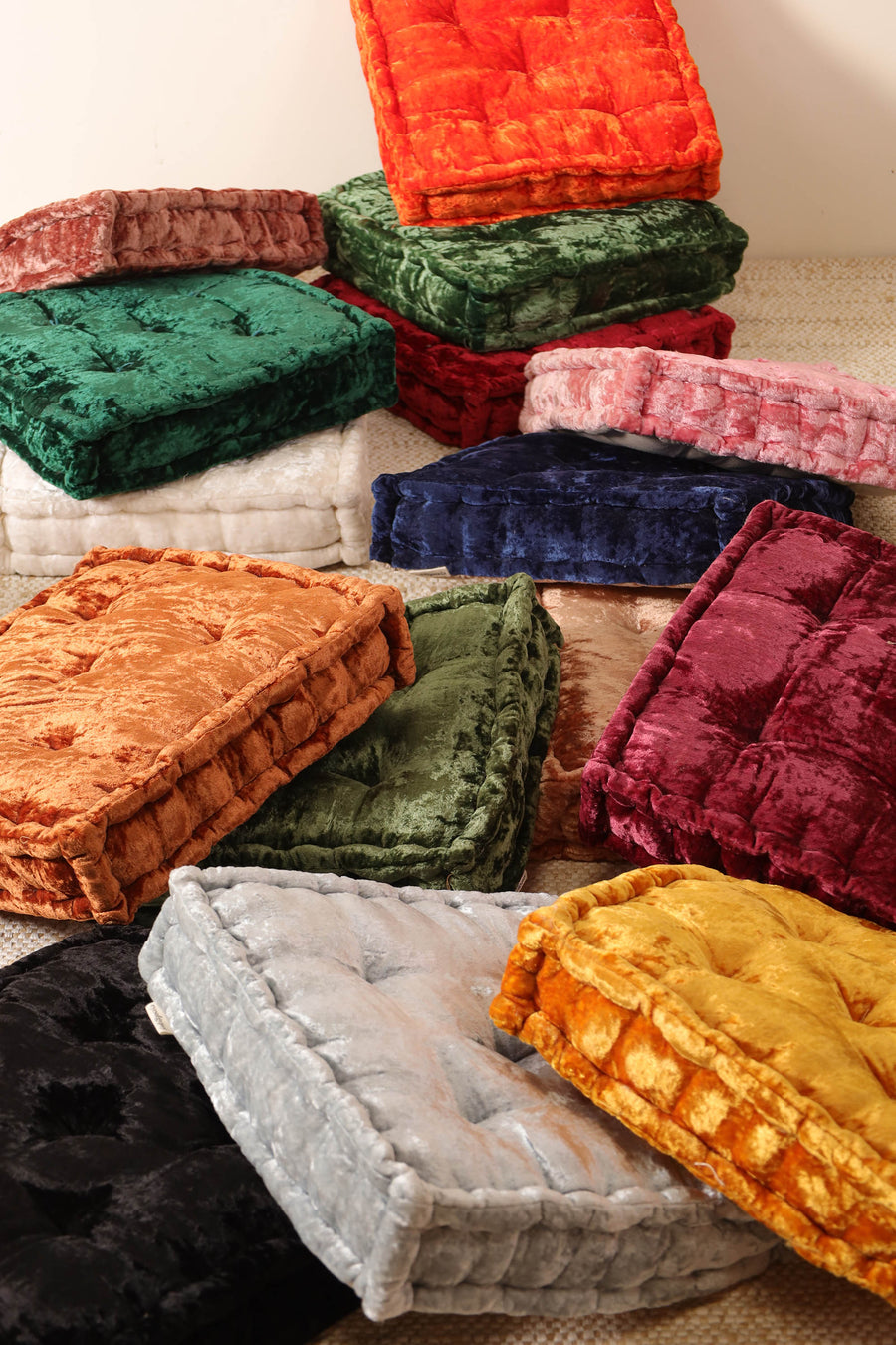 Green Velvet Haven Floor cushion