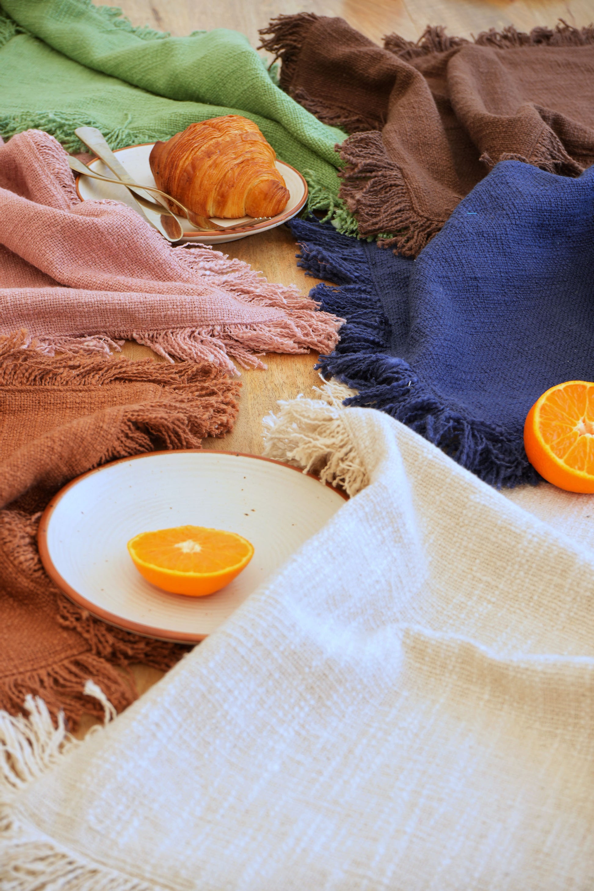 Natural Free Sprit Table Runner