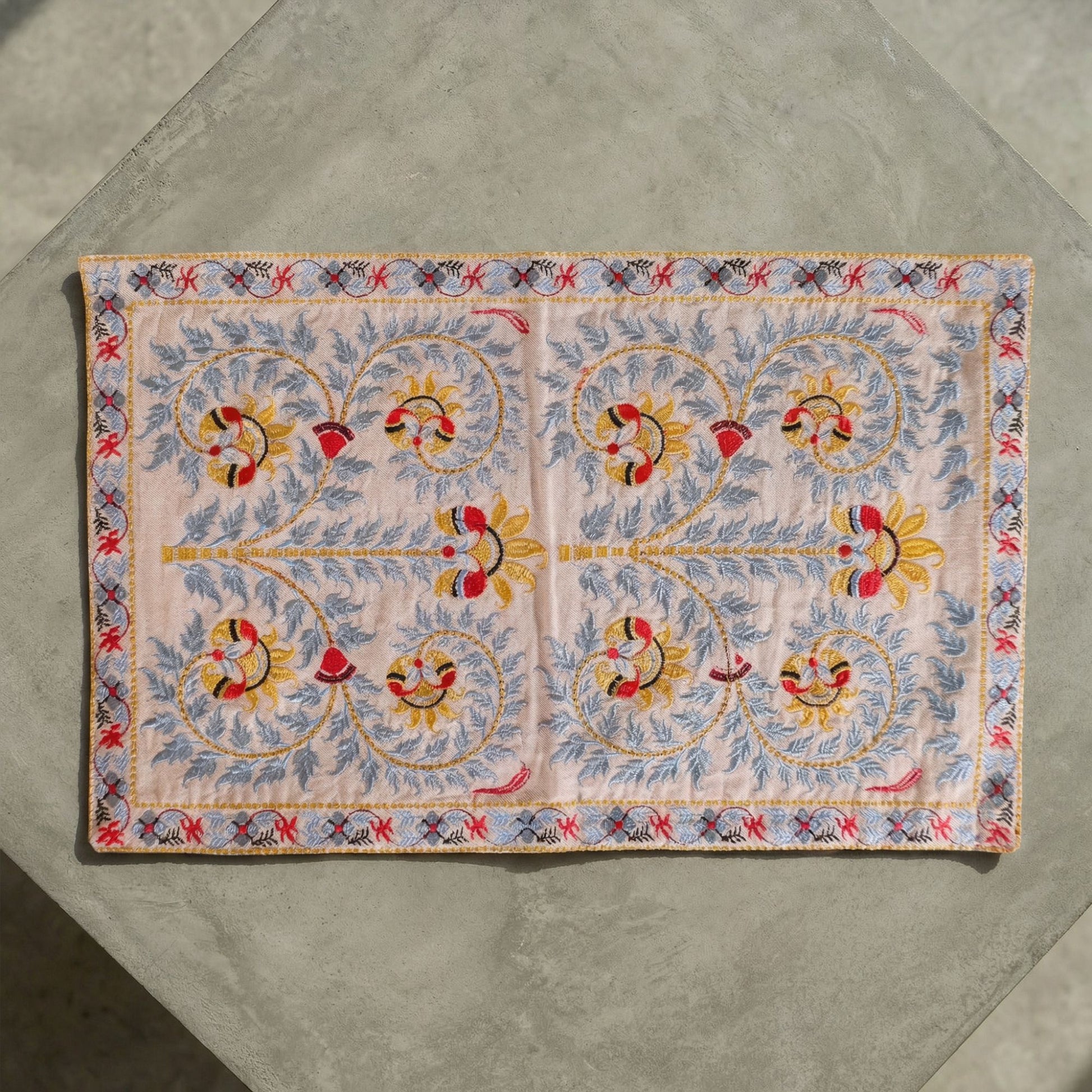Gray Wildflower Placemat