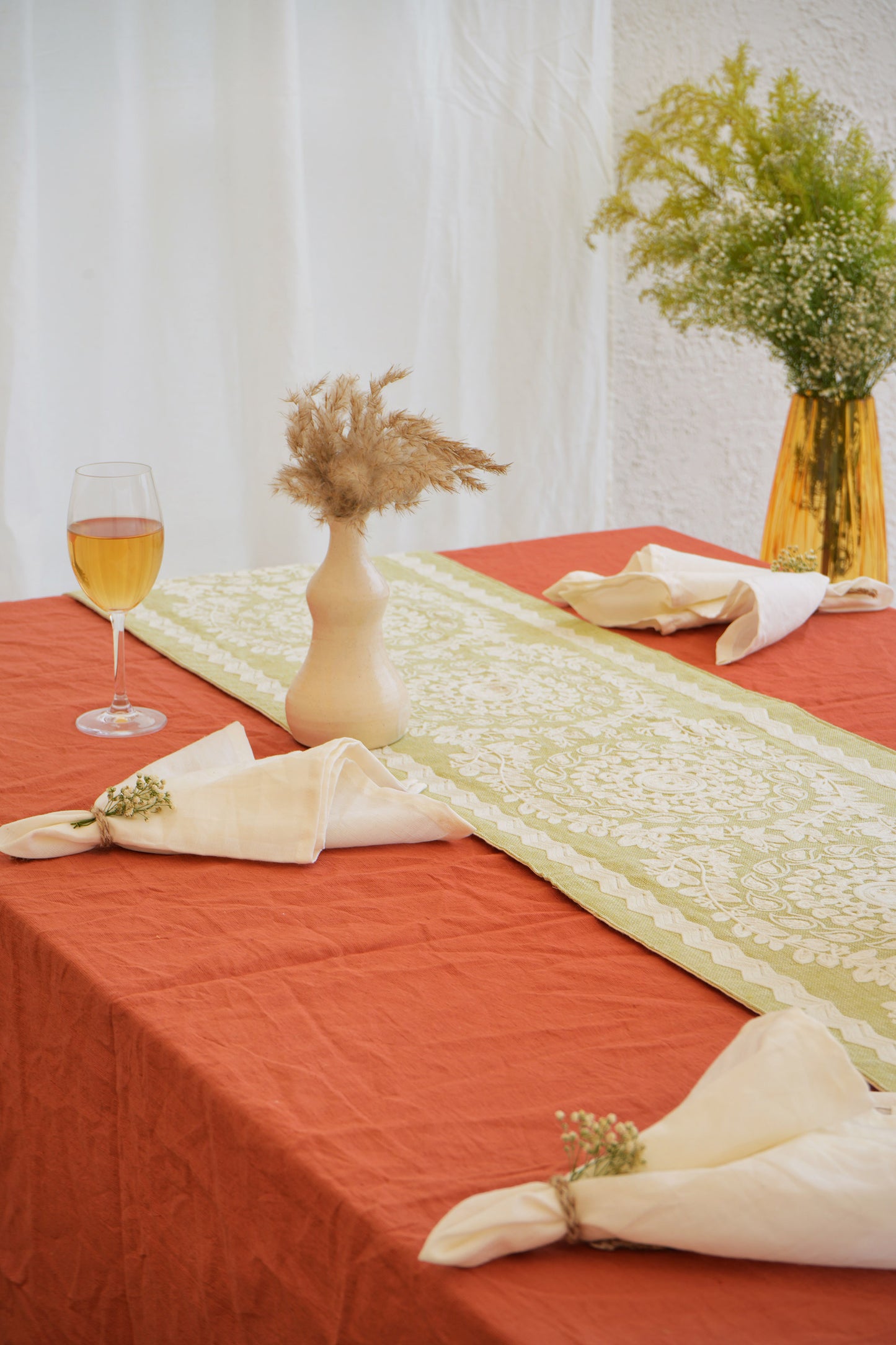 Green Blossom Table Runner