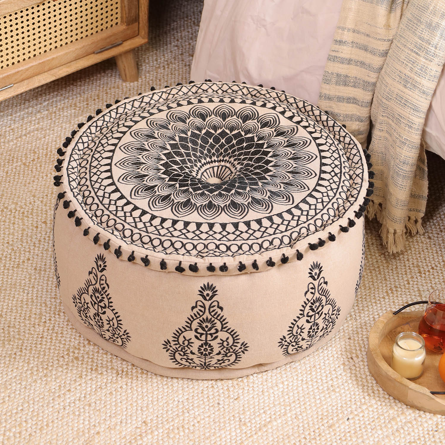 Black Minimal Ottoman pouf