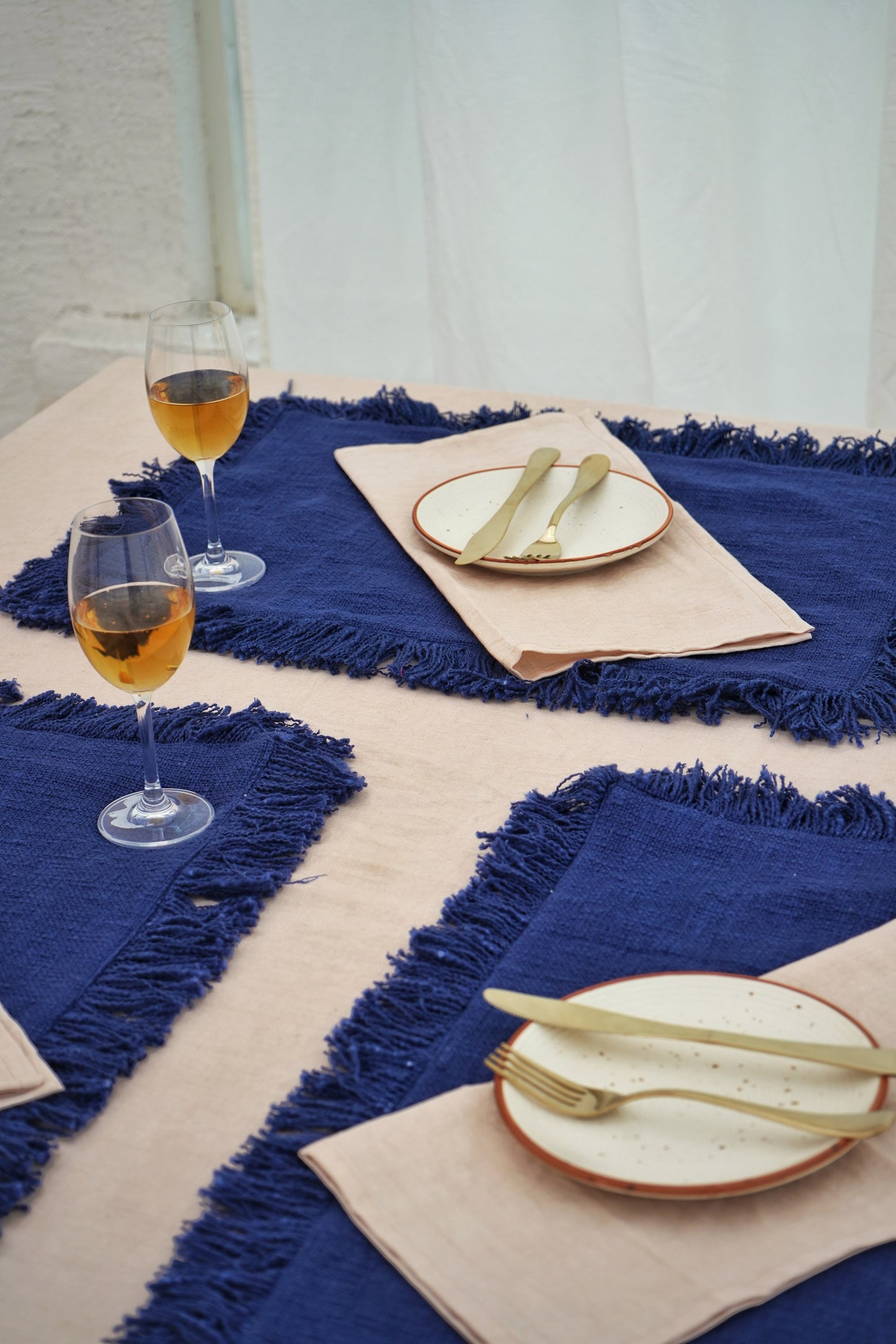 Blue Free Sprit Table Runner