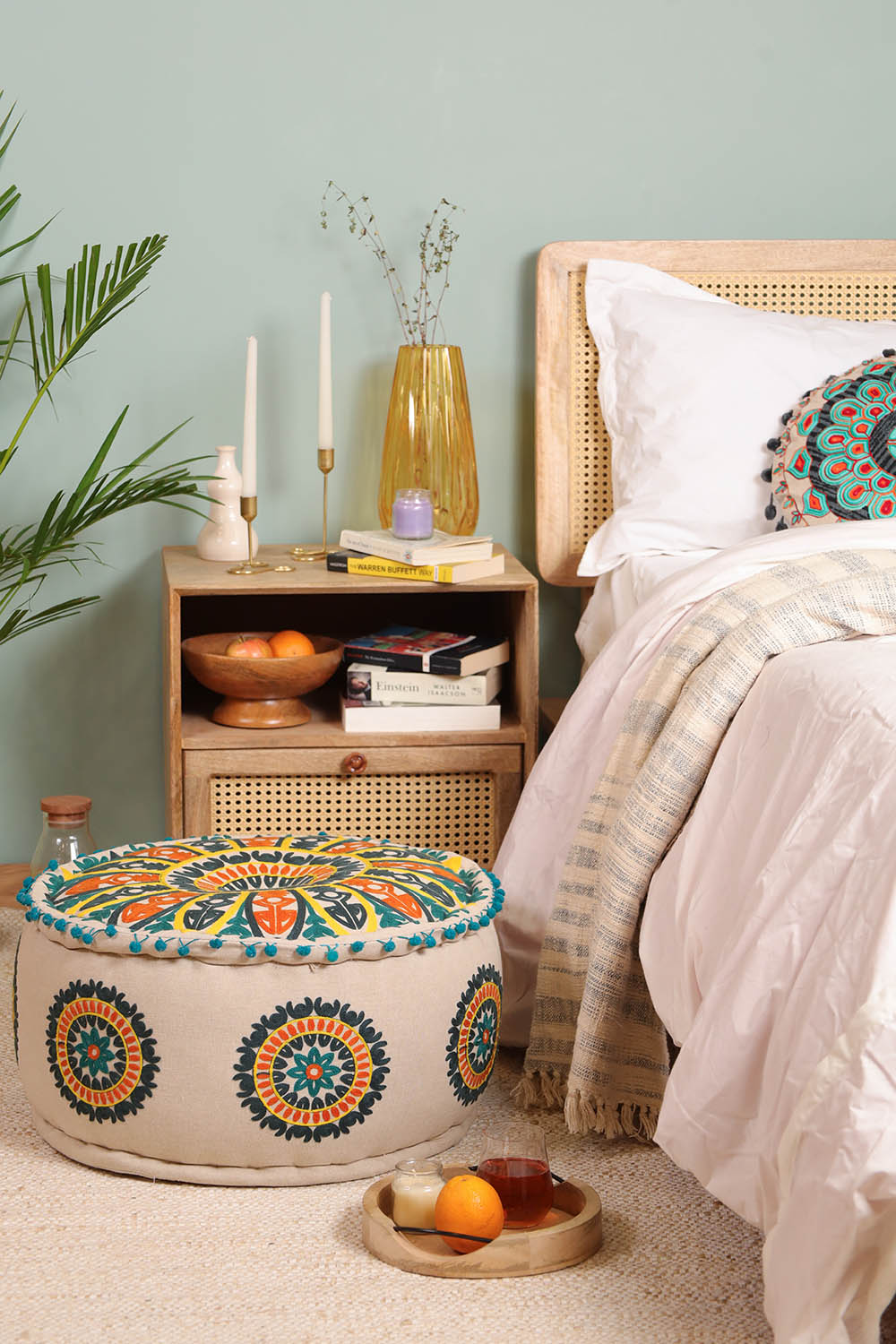 Dreamy Geo Ottoman pouf