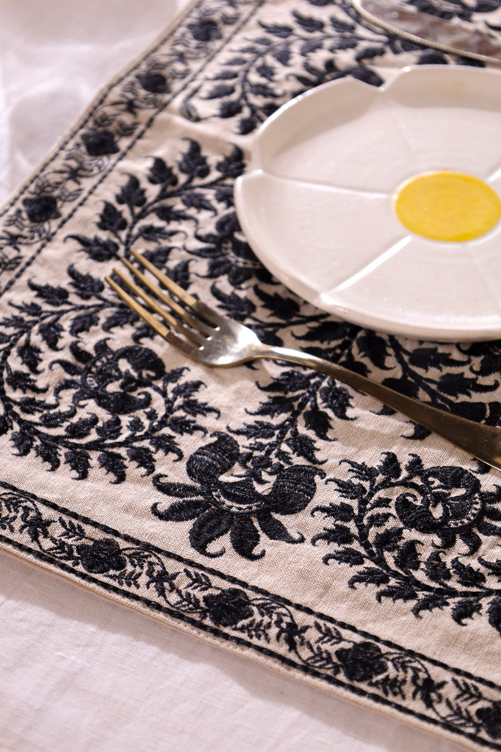Black Wildflower Placemat