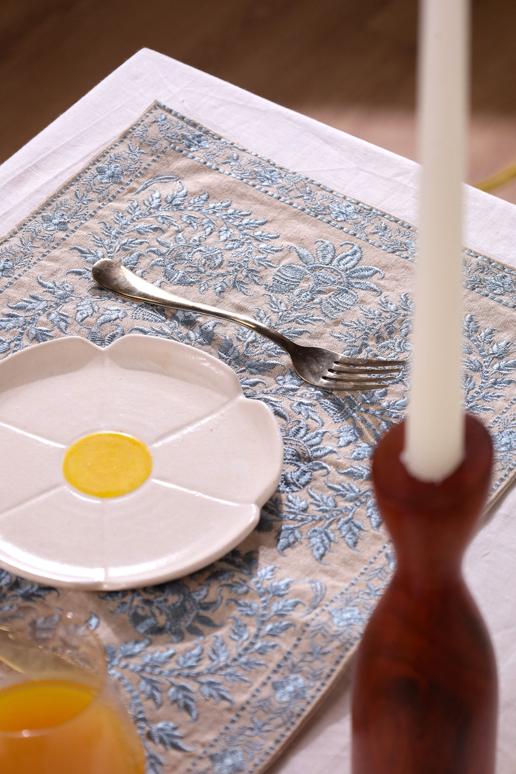 Gray Wildflower Placemat